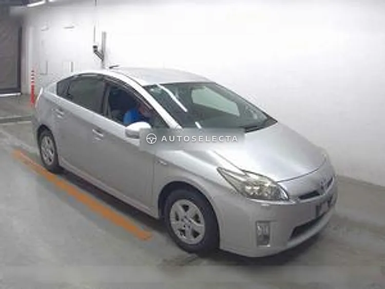 Toyota Prius 2011, photo 1 of 6