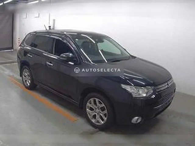 Mitsubishi Outlander PHEV 2013, auction grade R
