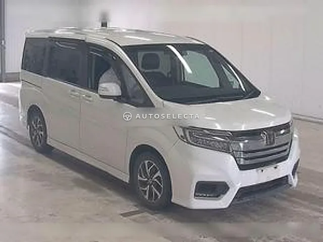 Honda Stepwgn Spada 2018, auction grade 3.5
