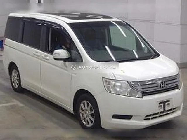 Honda Stepwgn 2011, auction grade R