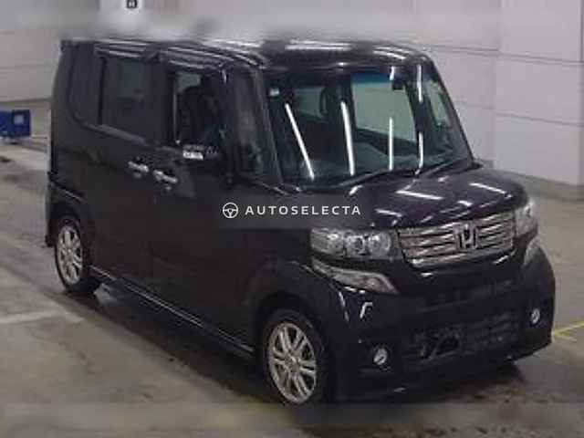 Honda N-BOX Custom 2012, auction grade 3.5