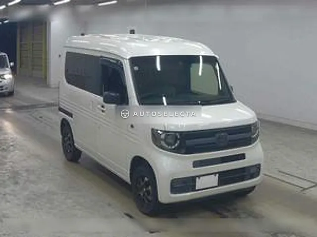 Honda N-VAN Plus Style 2018, auction grade 4