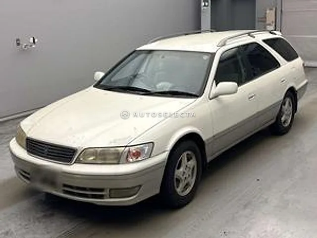 Toyota Mark II Qualis 1998, auction grade 3.5