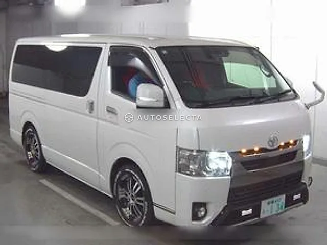 Toyota Hiace Van 2021, auction grade R