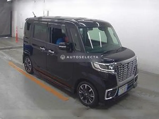 Suzuki Spacia Custom 2018, auction grade 4.5