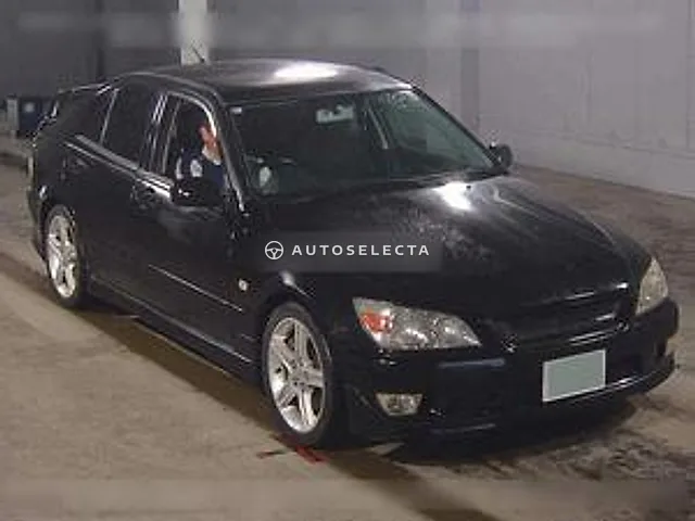 Toyota Altezza 2002, auction grade R