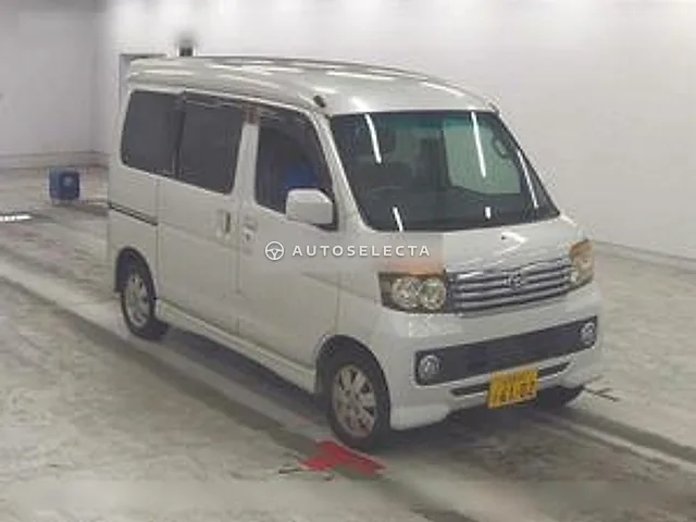 Daihatsu Atrai Wagon 2009, auction grade 3.5
