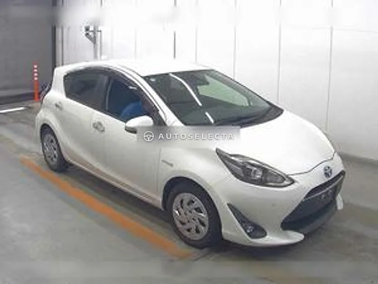 Toyota Aqua 2018, photo 1 of 1