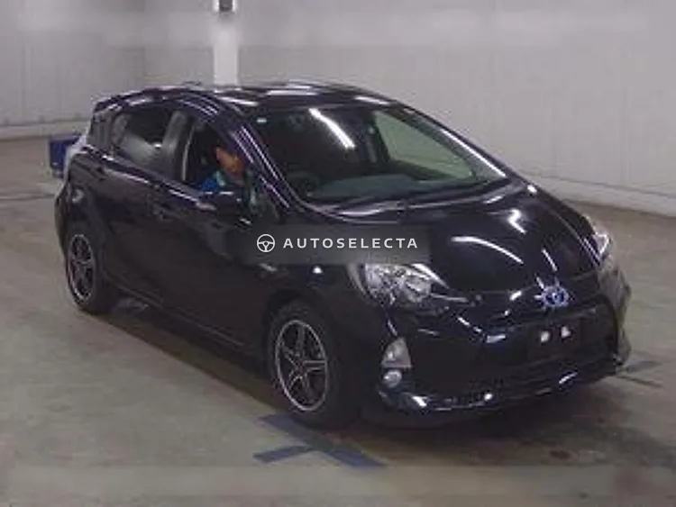 Toyota Aqua 2014, photo 1 of 1