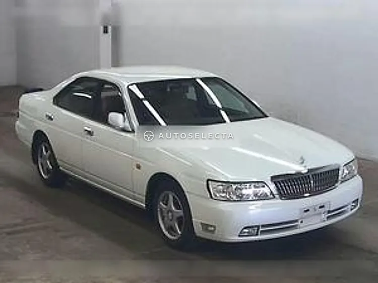 Nissan Laurel 2002, photo 1 of 6