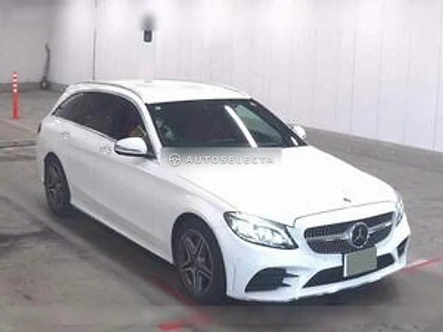 Mercedes-Benz C-Class Station Wagon 2018, auction grade 4.5