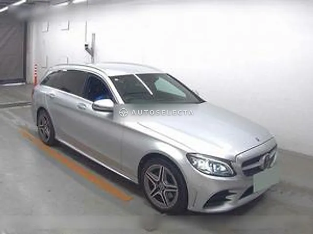 Mercedes-Benz C-Class Station Wagon 2019, auction grade 4.5