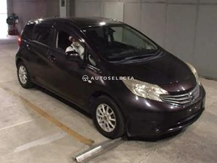 Nissan Note 2013, photo 1 of 1