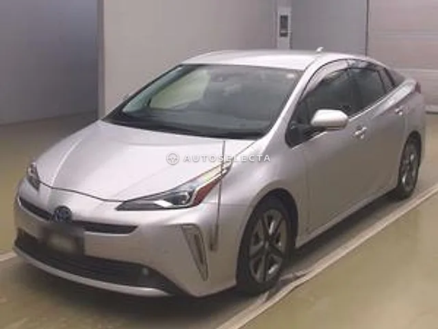Toyota Prius 2021, auction grade R