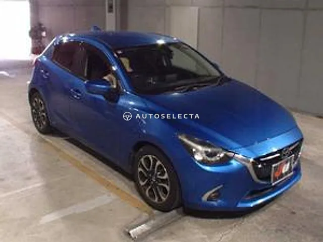 Mazda Demio 2018, auction grade R