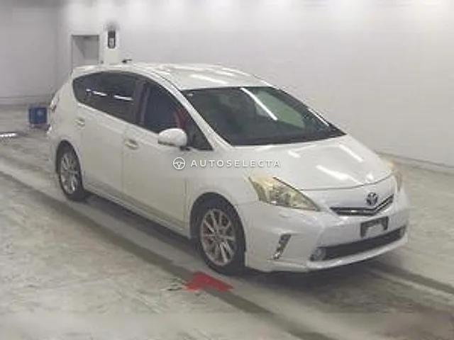 Toyota Prius Alpha 2012, auction grade 3.5