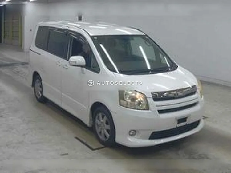 Toyota Noah 2007, photo 1 of 1