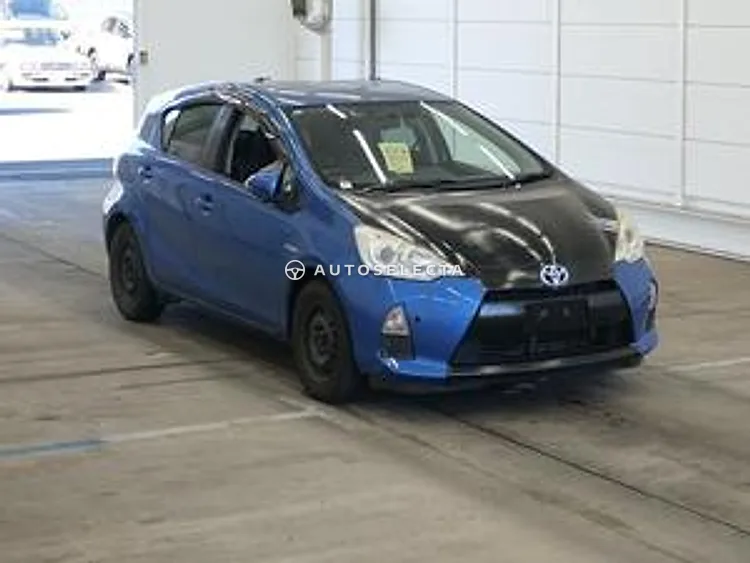 Toyota Aqua 2014, photo 1 of 1