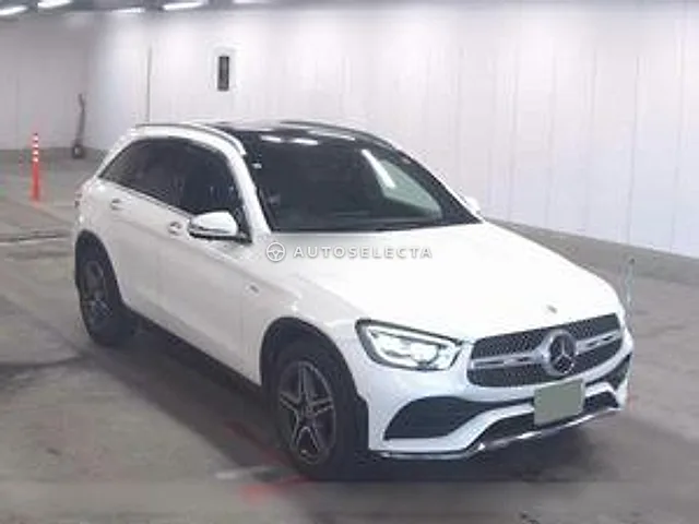 Mercedes-Benz GLC-Class 2019, auction grade 4.5