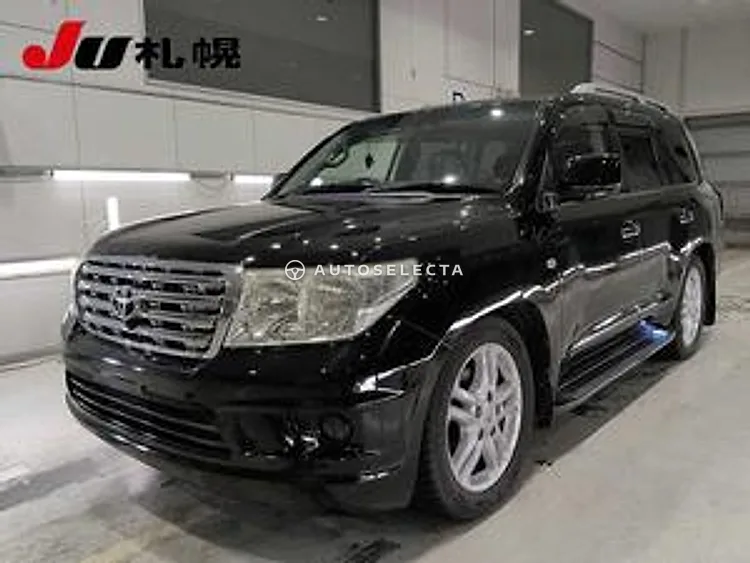 Toyota Land Cruiser 2011, photo 1 of 1