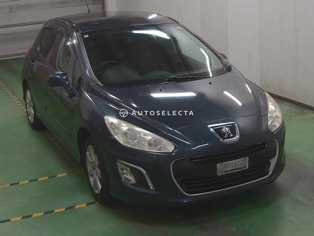 Peugeot 308 2012, photo 1 of 1