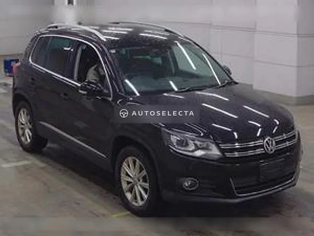 Volkswagen Tiguan 2012, auction grade 4