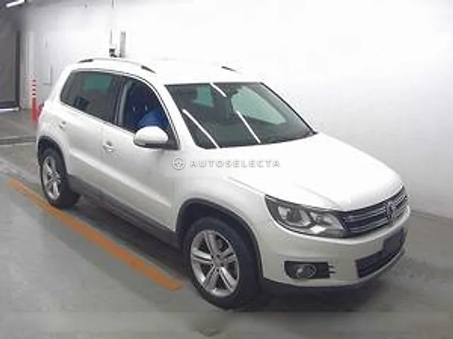 Volkswagen Tiguan 2013, auction grade 4