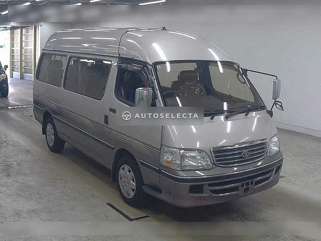 Toyota Hiace Wagon 2001, auction grade 4