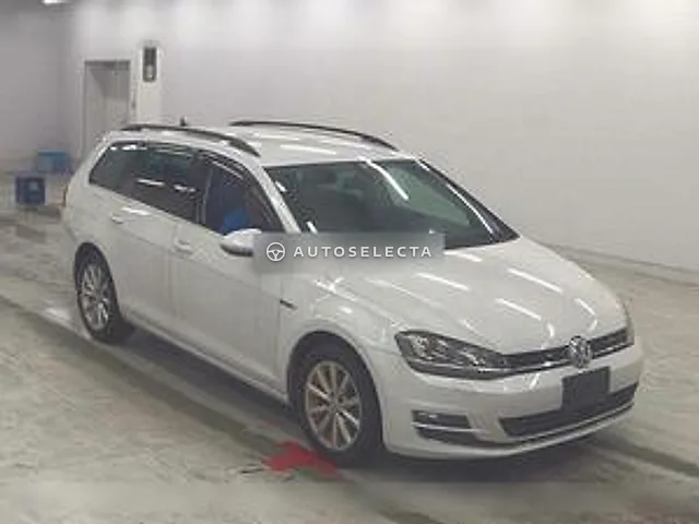 Volkswagen Golf Variant 2015, auction grade 3