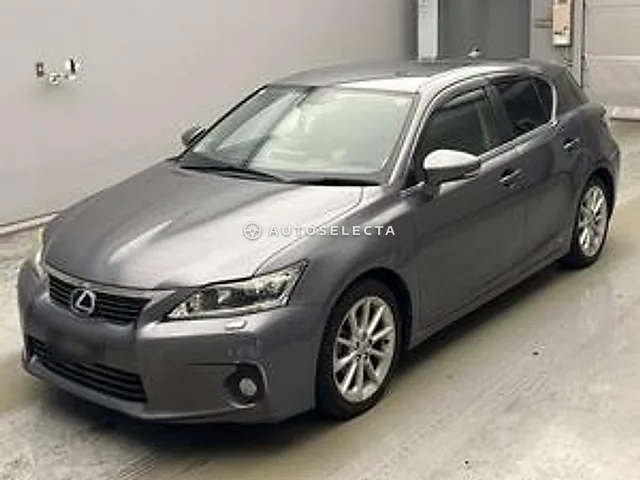 Lexus CT 2013, auction grade 3.5