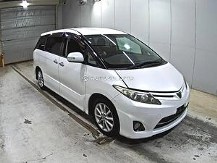 Toyota Estima 2011, photo 1 of 1