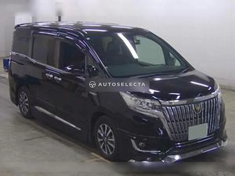 Toyota Esquire 2017, photo 1 of 1