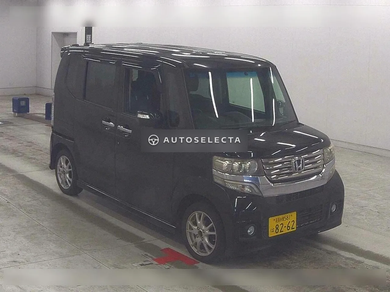 Honda N-BOX 2013, photo 1 of 1
