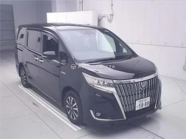 Toyota Esquire 2018, auction grade R