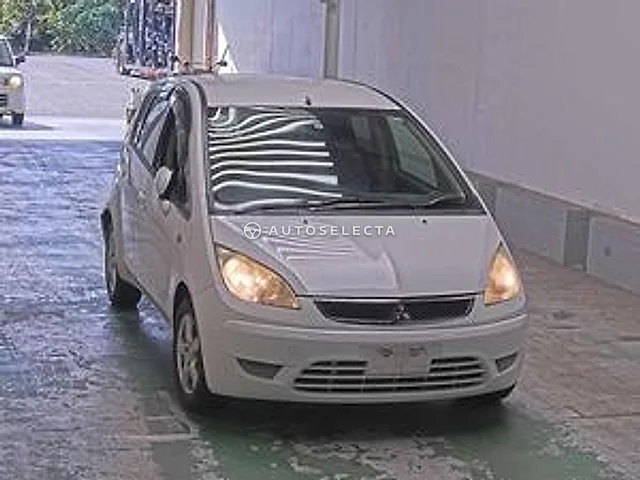 Mitsubishi Colt 2009, auction grade 3