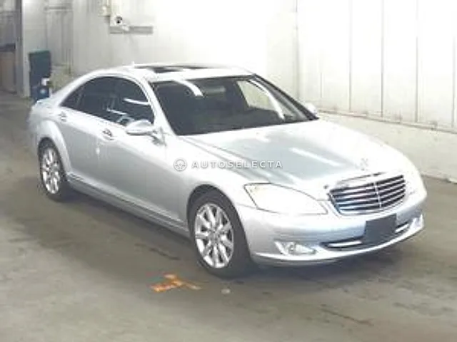 Mercedes-Benz S-Class 2009, auction grade 3.5