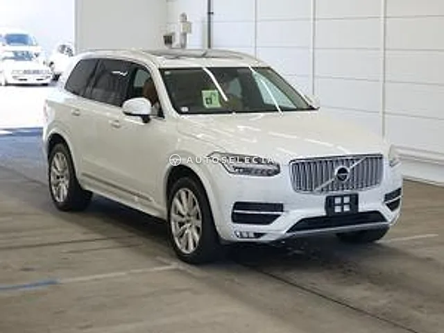 Volvo XC90 2016, auction grade 3.5