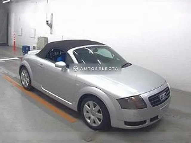 Audi TT Roadster 2003, auction grade 4