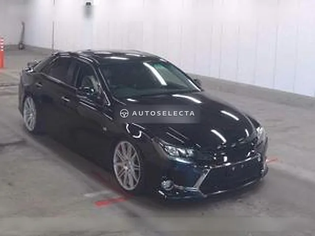 Toyota Mark X 2013, auction grade R