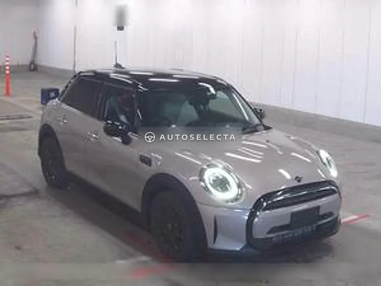 MINI 2021, photo 1 of 6