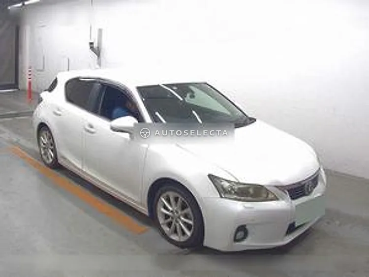 Lexus CT 2012, photo 1 of 6