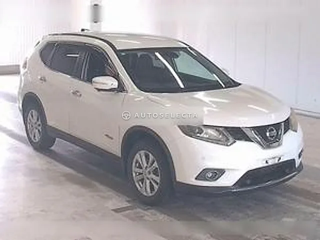 Nissan X-Trail 2016, auction grade 3.5