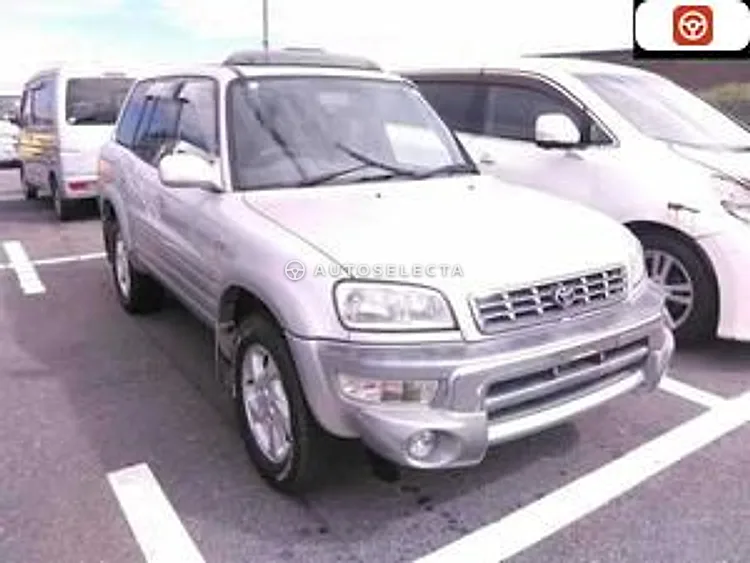 Toyota RAV4 1997, photo 1 of 1