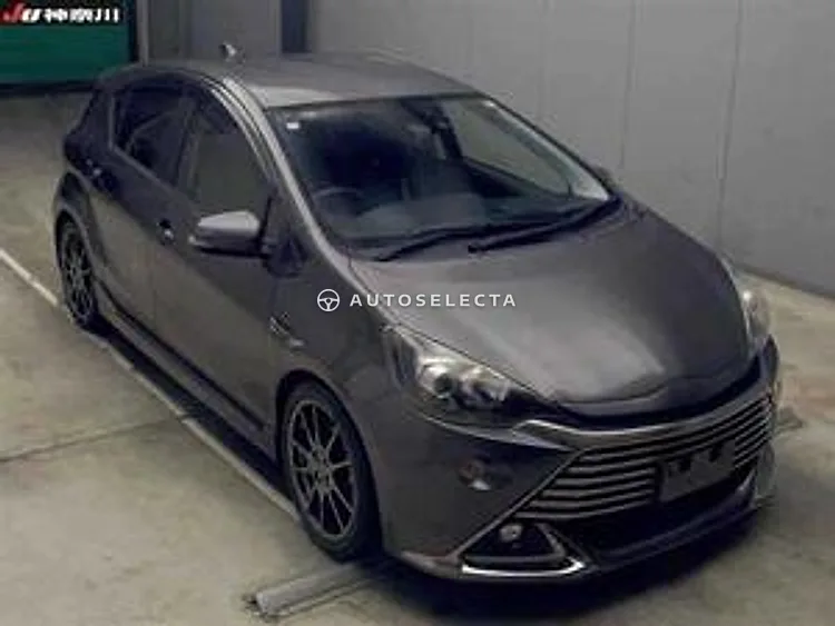 Toyota Aqua 2016, photo 1 of 1