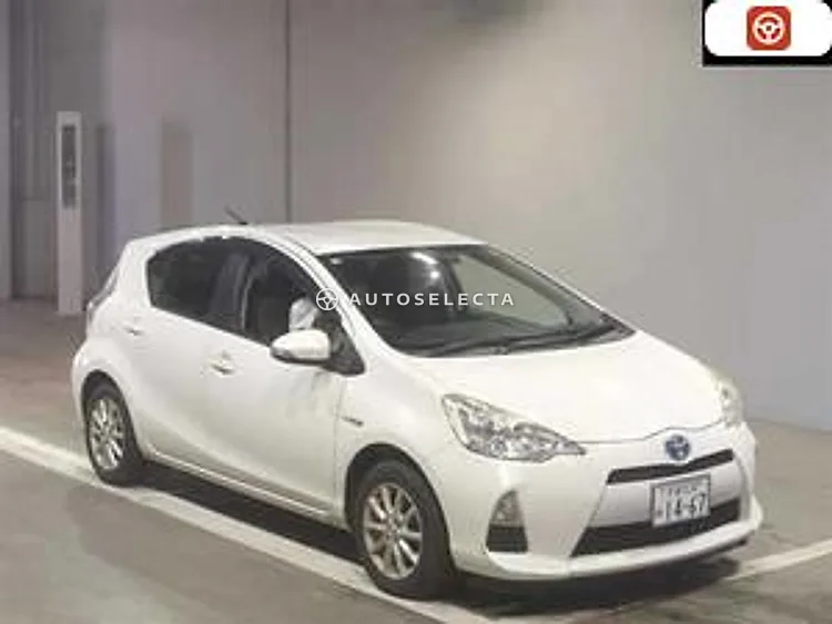 Toyota Aqua 2014, photo 1 of 1