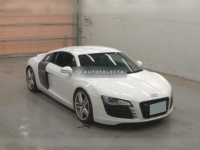 Audi R8 2010, auction grade 4.5
