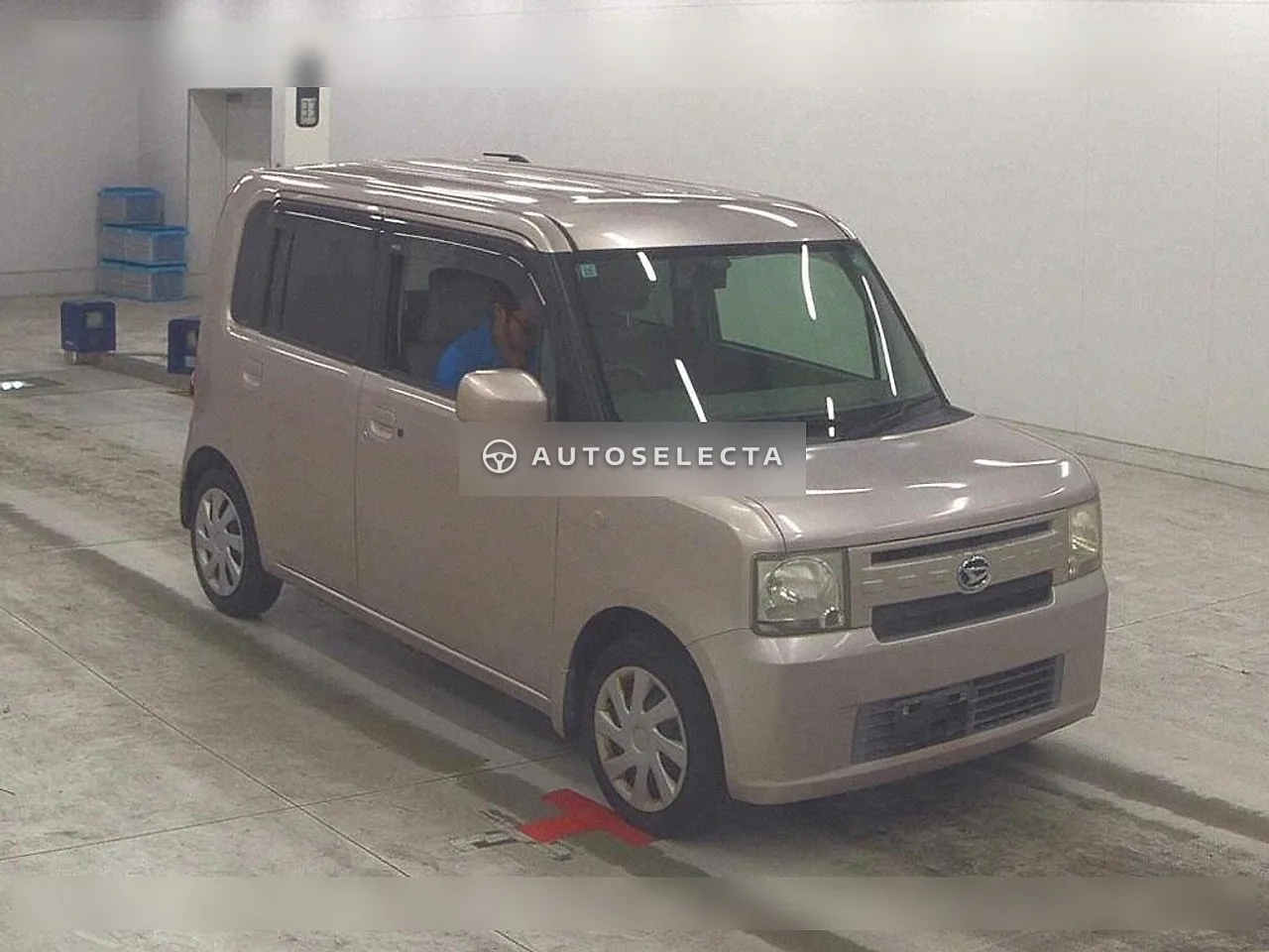 Daihatsu Move Conte 2011, photo 1 of 1