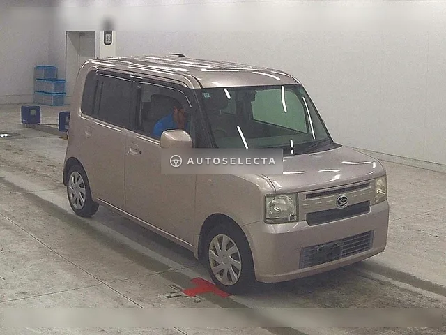Daihatsu Move Conte 2011