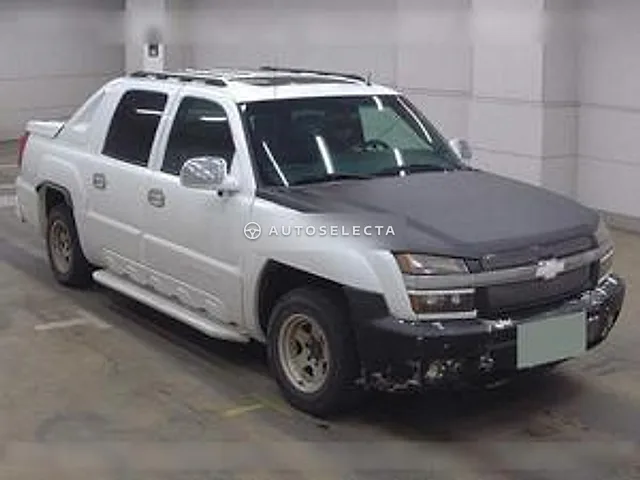 Chevrolet Avalanche 2006, auction grade 2