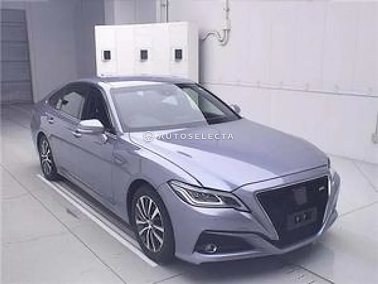 Toyota Crown 2019, photo 1 of 1